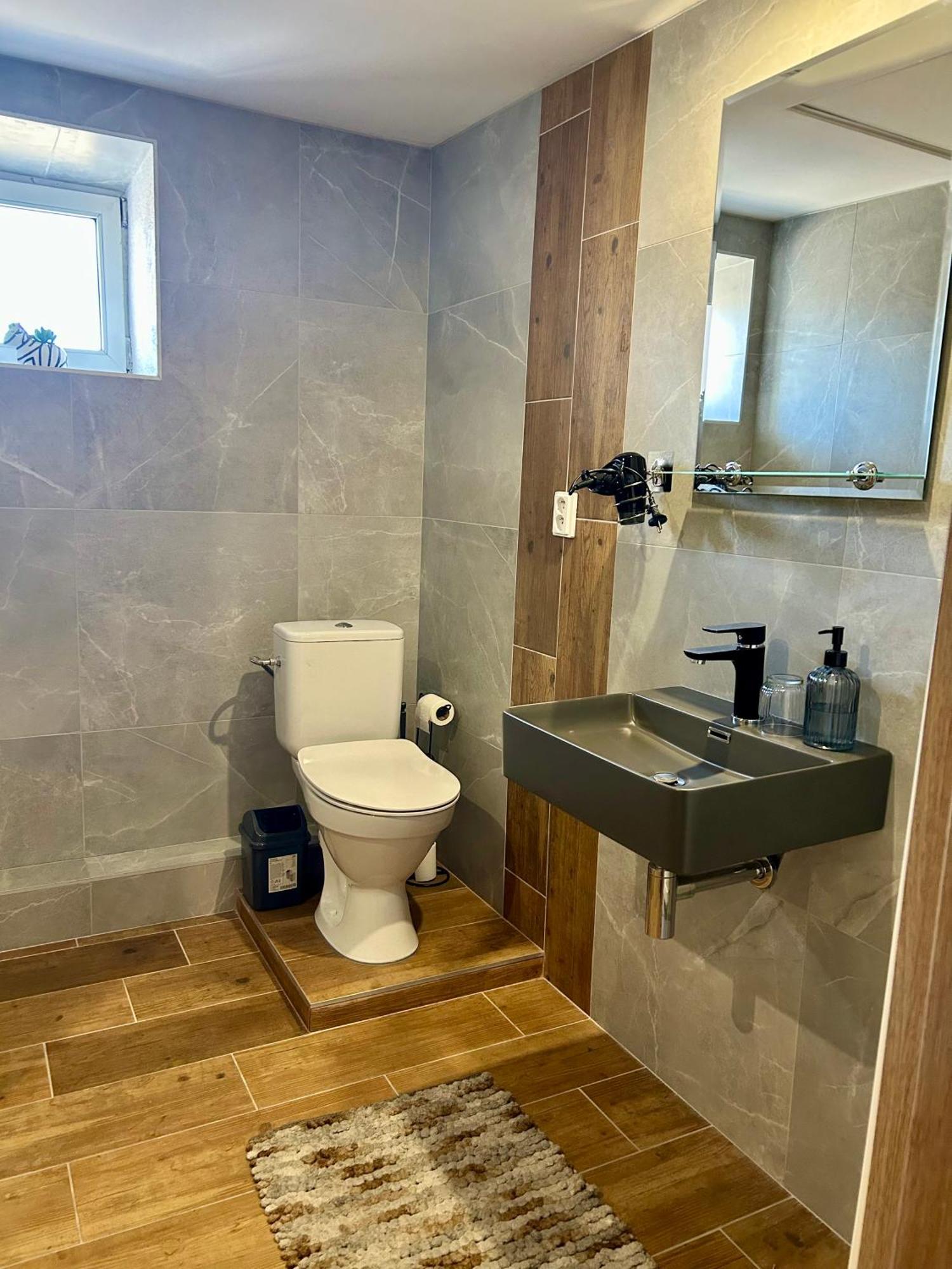Apartman Velicka Vinaren โปปรัด ภายนอก รูปภาพ